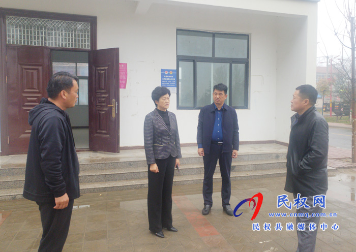 縣人大常委會主任周燕到雙塔鎮(zhèn)視察人大代表之家建設(shè)工作 縣人大常委會主任周燕到雙塔鎮(zhèn)視察人大代表之家建設(shè)工作
