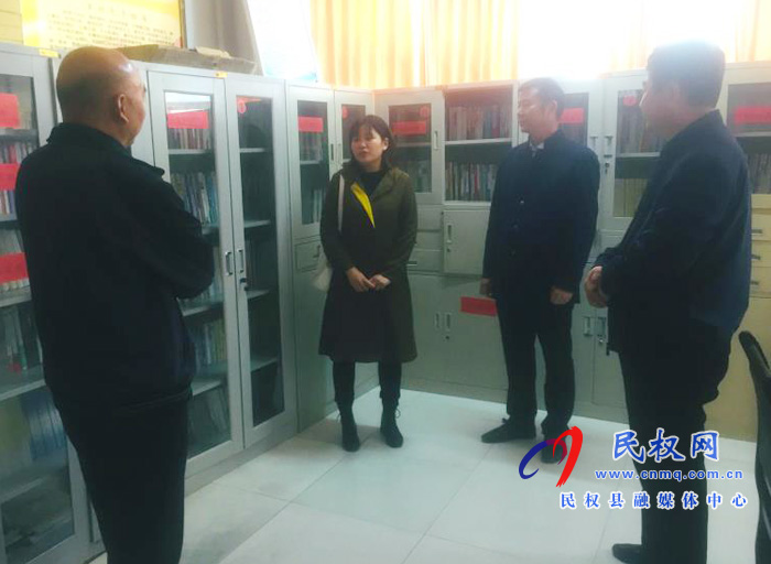 商丘市總工會(huì)到住建局水務(wù)公司檢查指導(dǎo)職工書屋建設(shè)工作 商丘市總工會(huì)到住建局水務(wù)公司檢查指導(dǎo)職工書屋建設(shè)工作