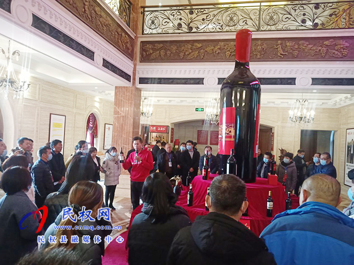 梁園區(qū)委黨校主體班到我縣開展現(xiàn)場教學(xué)觀摩活動 梁園區(qū)委黨校主體班到我縣開展現(xiàn)場教學(xué)觀摩活動