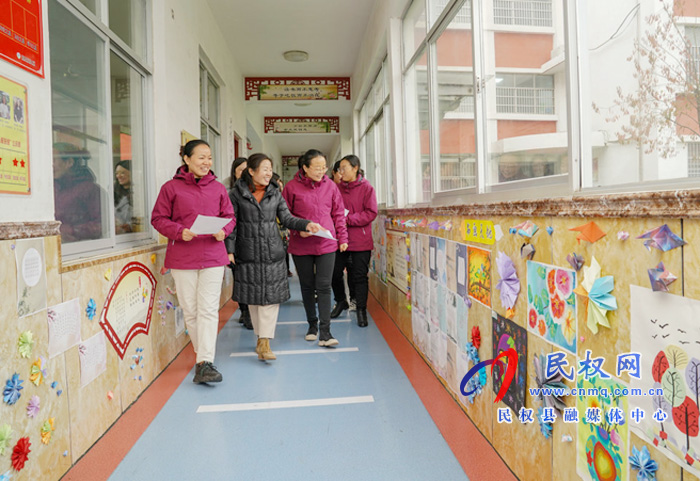 民權(quán)縣實驗小學(xué)開展走廊文化評比活動 民權(quán)縣實驗小學(xué)開展走廊文化評比活動