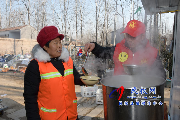 人和鎮(zhèn)：愛心餃子傳真情，志愿服務(wù)暖人心