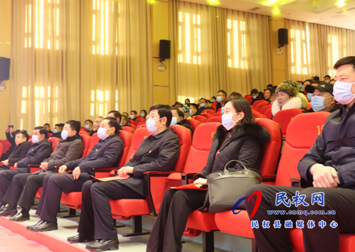 我縣首屆優(yōu)秀文藝人才頒獎(jiǎng)典禮在縣委黨校舉行 我縣首屆優(yōu)秀文藝人才頒獎(jiǎng)典禮在縣委黨校舉行