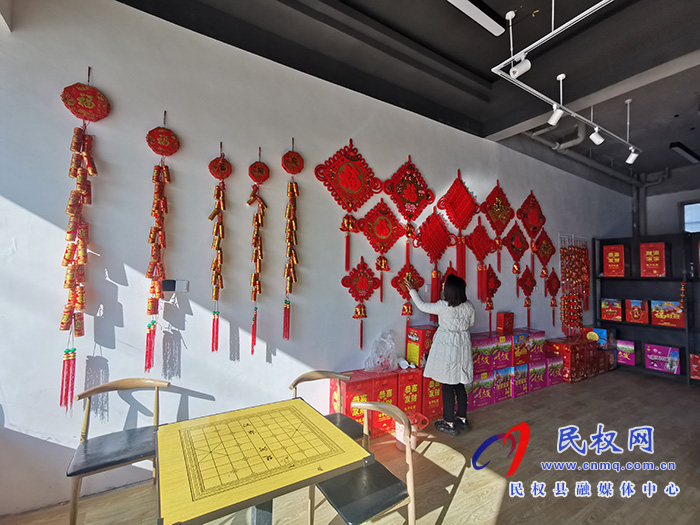 民權(quán):電子煙花 讓無煙過節(jié)成新風 民權(quán):電子煙花 讓無煙過節(jié)成新風