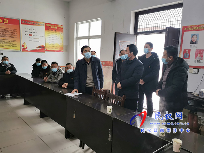 縣委常委、組織部長何玉明調(diào)研指導(dǎo)村（社區(qū)）“兩委”換屆工作