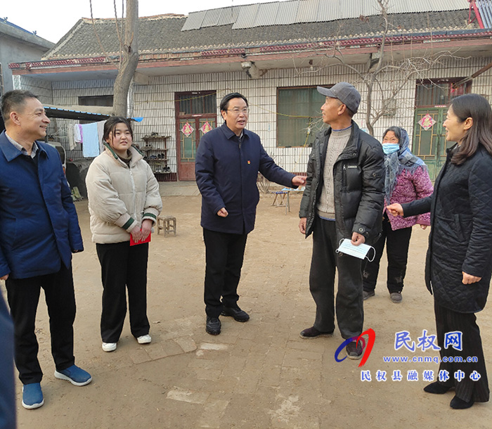 市人大常委會副主任、縣委書記姬脈常看望慰問“春蕾女童”趙雯