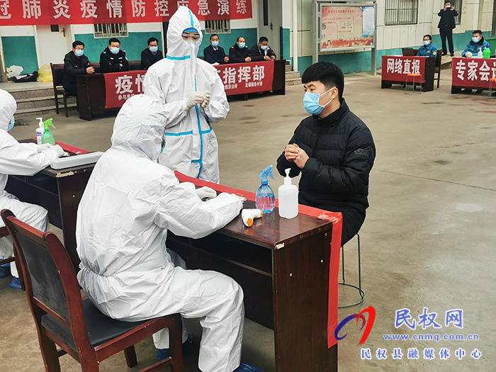 龍?zhí)伶?zhèn)開展新冠肺炎疫情防控應(yīng)急演練 龍?zhí)伶?zhèn)開展新冠肺炎疫情防控應(yīng)急演練