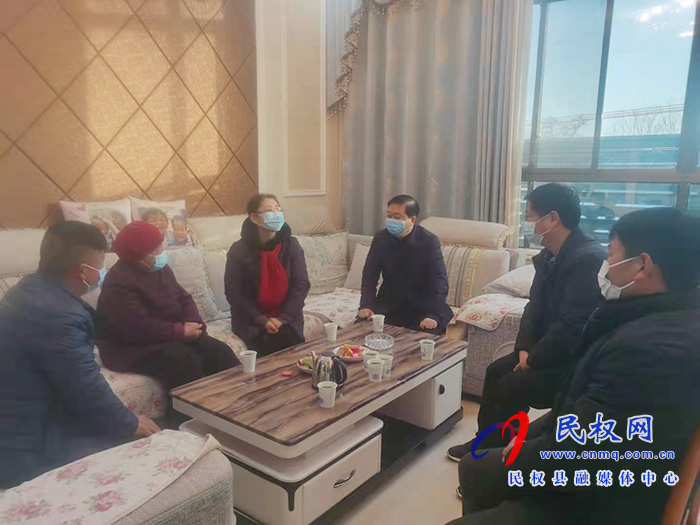 市委統(tǒng)戰(zhàn)部常務(wù)副部長黃瑕到白云寺鎮(zhèn)開展“暖僑行動”走訪慰問活動 市委統(tǒng)戰(zhàn)部常務(wù)副部長黃瑕到白云寺鎮(zhèn)開展“暖僑行動”走訪慰問活動