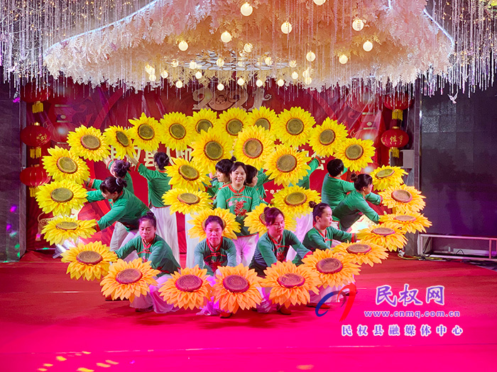 副縣長(zhǎng)朱琳出席人和鎮(zhèn)“云上聯(lián)歡”春節(jié)聯(lián)歡會(huì) 副縣長(zhǎng)朱琳出席人和鎮(zhèn)“云上聯(lián)歡”春節(jié)聯(lián)歡會(huì)