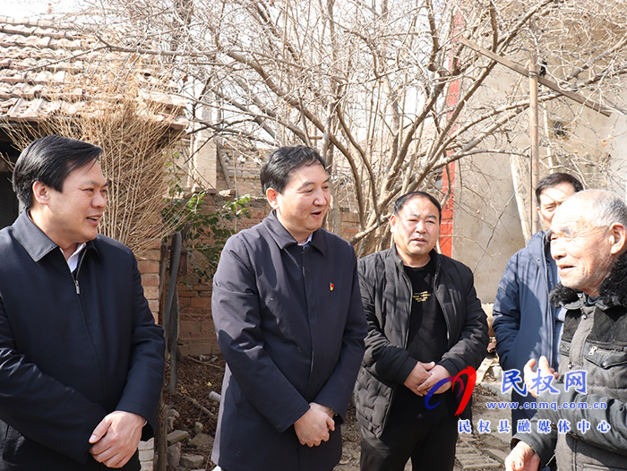 省高院黨組成員、紀(jì)檢監(jiān)察組組長(zhǎng)祁建峰到民調(diào)研并看望慰問(wèn)困難群眾