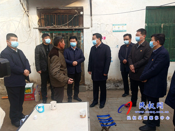 市人大常委會(huì)副主任、縣委書記姬脈常到白云寺鎮(zhèn)開(kāi)展“三·五”基層工作日活動(dòng)