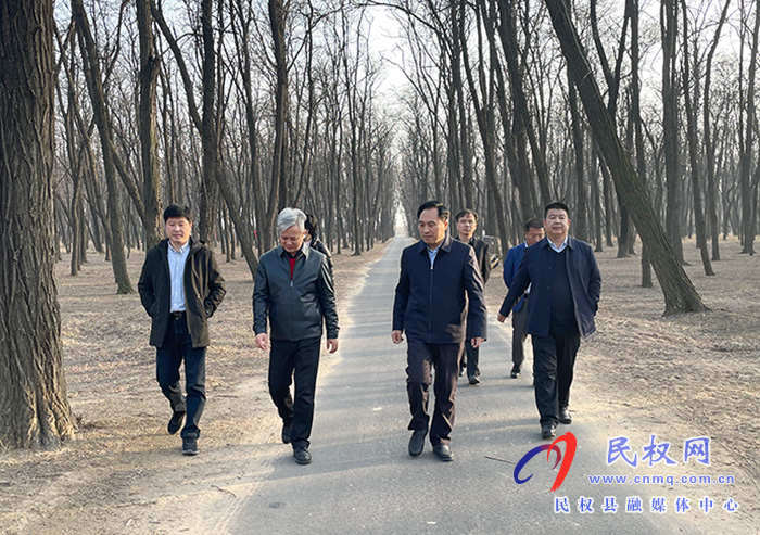 中國蔬菜流通協(xié)會常務(wù)副會長陳明均到民調(diào)研特色蔬菜產(chǎn)業(yè)發(fā)展情況 中國蔬菜流通協(xié)會常務(wù)副會長陳明均到民調(diào)研特色蔬菜產(chǎn)業(yè)發(fā)展情況