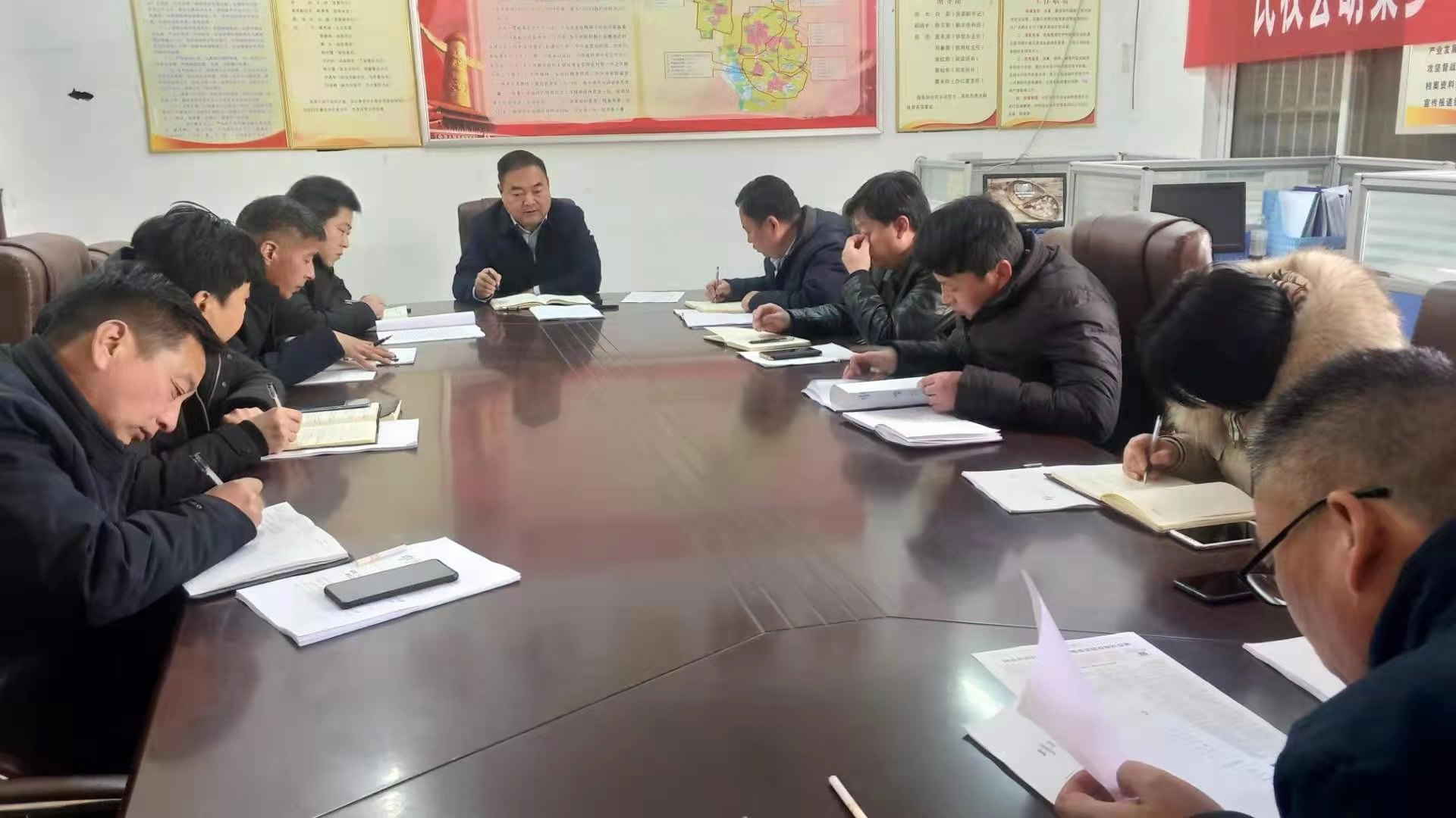 胡集鄉(xiāng)傳達貫徹民權縣2021年“兩會”期間維穩(wěn)工作會議精神 胡集鄉(xiāng)傳達貫徹民權縣2021年“兩會”期間維穩(wěn)工作會議精神