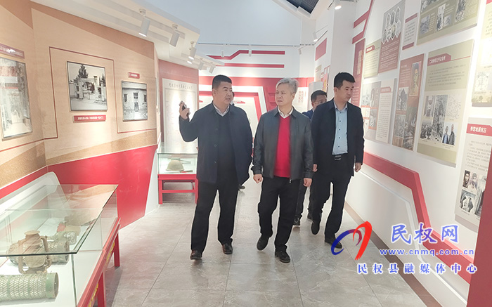 中國(guó)蔬菜流通協(xié)會(huì)常務(wù)副會(huì)長(zhǎng)陳明均到水東紅色文旅小鎮(zhèn)調(diào)研特色蔬菜產(chǎn)業(yè)發(fā)展情況 中國(guó)蔬菜流通協(xié)會(huì)常務(wù)副會(huì)長(zhǎng)陳明均到水東紅色文旅小鎮(zhèn)調(diào)研特色蔬菜產(chǎn)業(yè)發(fā)展情況