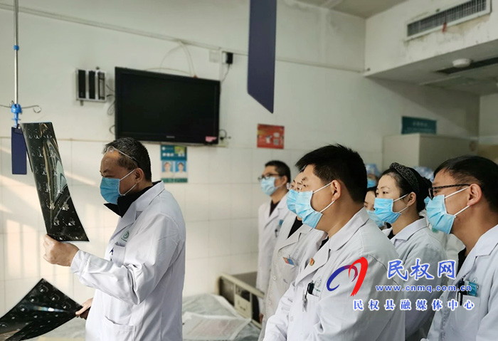 河南省人民醫(yī)院豫東分院成功開展第一例腹腔鏡下袖狀胃切除+膽囊切除手術(shù) 河南省人民醫(yī)院豫東分院成功開展第一例腹腔鏡下袖狀胃切除+膽囊切除手術(shù)