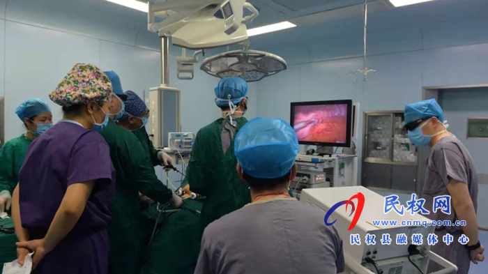 河南省人民醫(yī)院豫東分院成功開展第一例腹腔鏡下袖狀胃切除+膽囊切除手術(shù) 河南省人民醫(yī)院豫東分院成功開展第一例腹腔鏡下袖狀胃切除+膽囊切除手術(shù)
