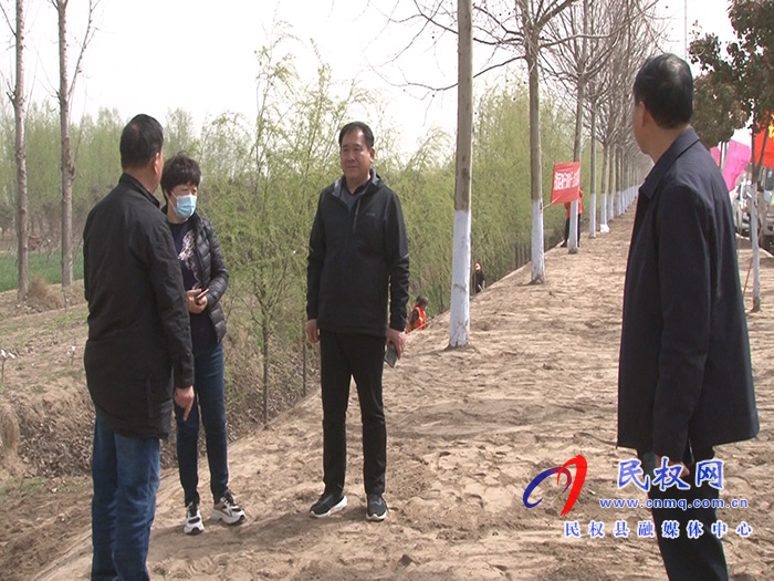 市公路養(yǎng)護督導組到民督導公路春季養(yǎng)護工作 市公路養(yǎng)護督導組到民督導公路春季養(yǎng)護工作