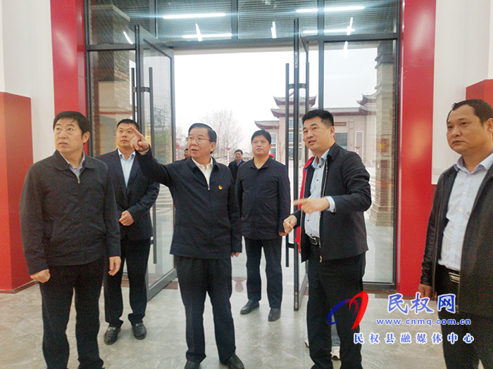 市委常委、宣傳部長王全周到我縣水東紅色文旅小鎮(zhèn)秣坡調研