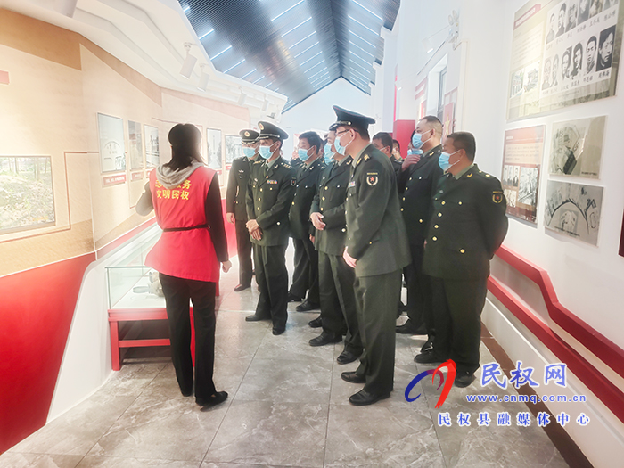 縣人武部召開(kāi)黨史學(xué)習(xí)教育現(xiàn)場(chǎng)參觀暨民兵整組雙塔鎮(zhèn)現(xiàn)場(chǎng)會(huì) 縣人武部召開(kāi)黨史學(xué)習(xí)教育現(xiàn)場(chǎng)參觀暨民兵整組雙塔鎮(zhèn)現(xiàn)場(chǎng)會(huì)