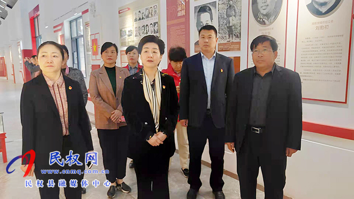 市婦聯(lián)黨組書記主席劉春霞到民調研“傳承紅色基因 爭當為民先鋒”工作 市婦聯(lián)黨組書記主席劉春霞到民調研“傳承紅色基因 爭當為民先鋒”工作