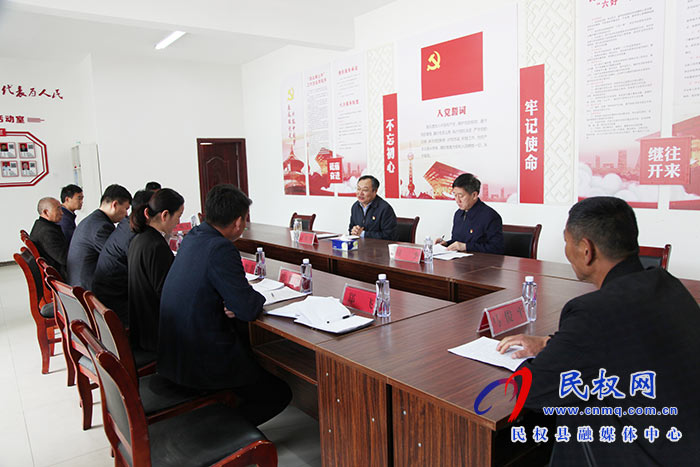 市委常委、常務副市長吳祖明到龍?zhí)伶?zhèn)邢莊村開展“三五”基層工作日活動