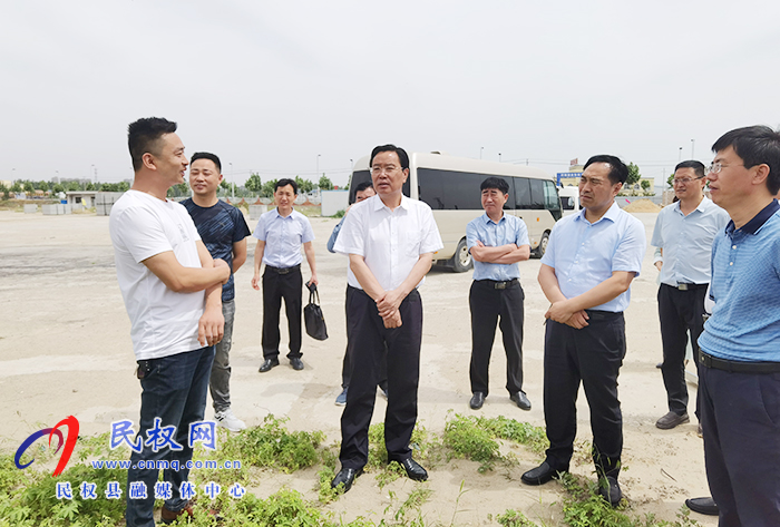 市人大常委會副主任、縣委書記姬脈常調(diào)研我縣重點(diǎn)項(xiàng)目建設(shè)情況