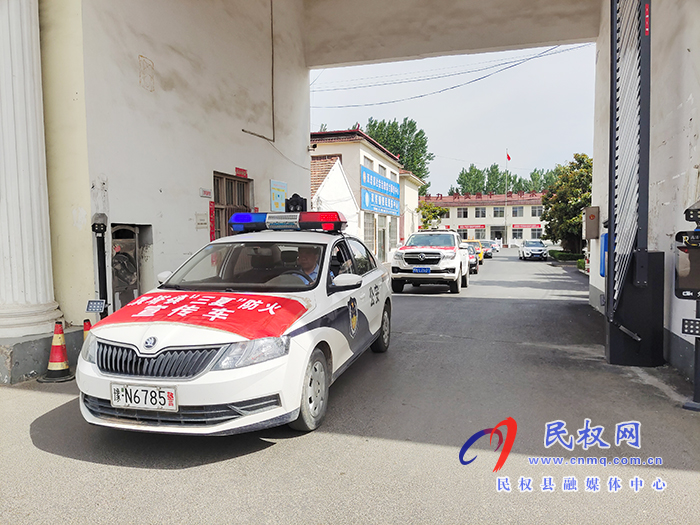 雙塔鎮(zhèn): 未雨綢繆做好三夏防火工作 雙塔鎮(zhèn): 未雨綢繆做好三夏防火工作