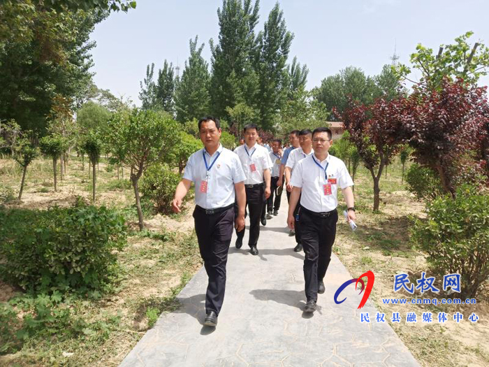 白云寺鎮(zhèn)第二屆人民代表大會(huì)第九次會(huì)議勝利召開(kāi) 白云寺鎮(zhèn)第二屆人民代表大會(huì)第九次會(huì)議勝利召開(kāi)