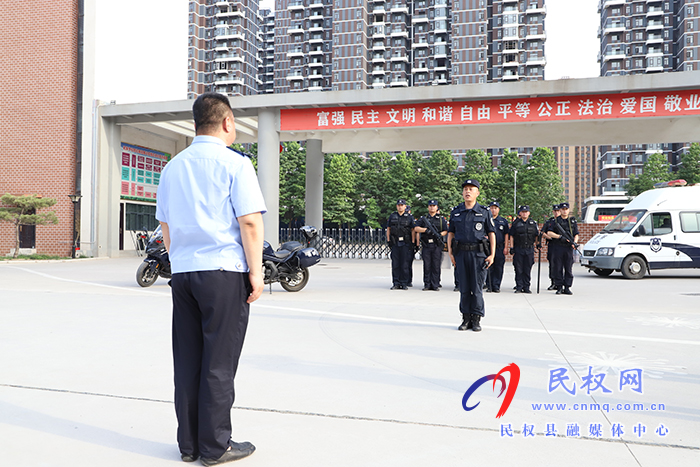 我縣開展“反恐防暴”聯(lián)合處置演練 我縣開展“反恐防暴”聯(lián)合處置演練