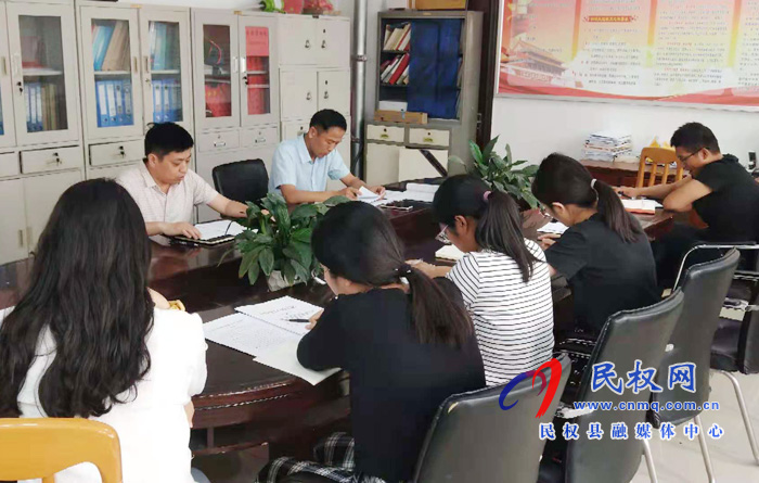 縣委編辦多舉措落實(shí)意識(shí)形態(tài)工作專題會(huì)議精神 縣委編辦多舉措落實(shí)意識(shí)形態(tài)工作專題會(huì)議精神