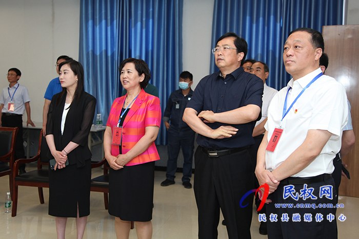 副市長(zhǎng)岳愛(ài)云到民查看高考考務(wù)工作 副市長(zhǎng)岳愛(ài)云到民查看高考考務(wù)工作