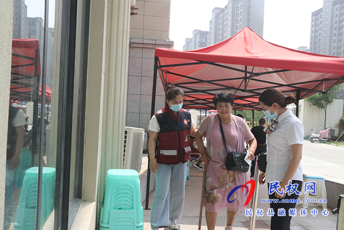 民權:黨員“專車”?讓新冠疫苗接種有溫度 民權:黨員“專車”?讓新冠疫苗接種有溫度