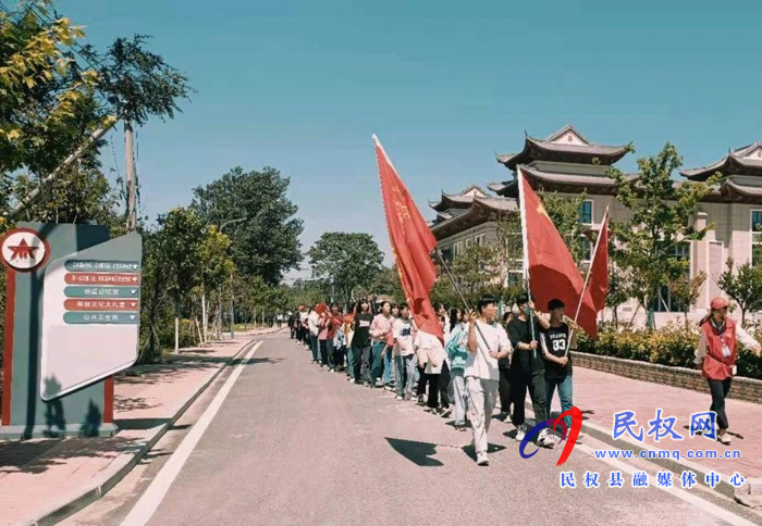 雙塔鎮(zhèn)初級(jí)中學(xué)組織學(xué)生開展“學(xué)黨史、強(qiáng)信念、跟黨走”系列主題教育活動(dòng)