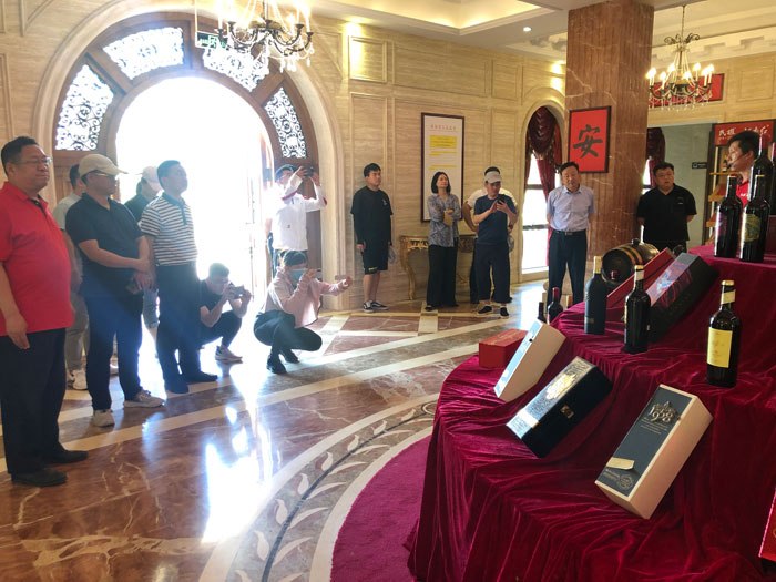 “沿著高速看河南” 集中采風(fēng)團走進民權(quán) “沿著高速看河南” 集中采風(fēng)團走進民權(quán)
