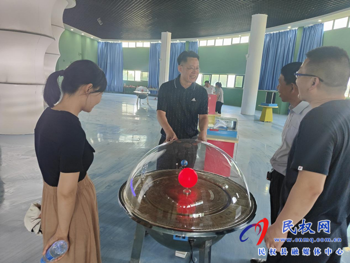 商丘市科協(xié)副主席馬繼陽到我縣調(diào)研市級科普教育基地和科普社區(qū)建設(shè)情況 商丘市科協(xié)副主席馬繼陽到我縣調(diào)研市級科普教育基地和科普社區(qū)建設(shè)情況