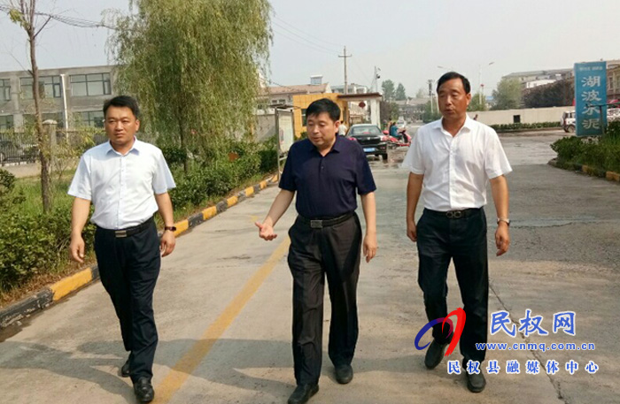 副縣長陳進領到孫六鎮(zhèn)檢查安全生產工作 副縣長陳進領到孫六鎮(zhèn)檢查安全生產工作