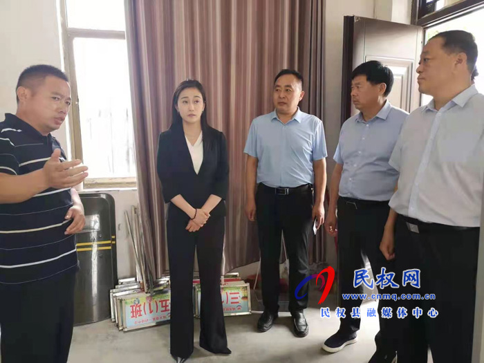副縣長(zhǎng)朱琳到我縣部分學(xué)校、教育培訓(xùn)機(jī)構(gòu)進(jìn)行消防安全檢查工作