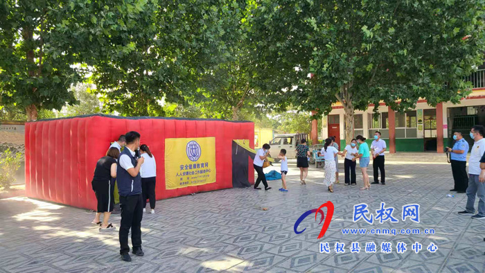 伯黨鄉(xiāng)組織開展消防安全知識培訓暨消防演練活動 伯黨鄉(xiāng)組織開展消防安全知識培訓暨消防演練活動