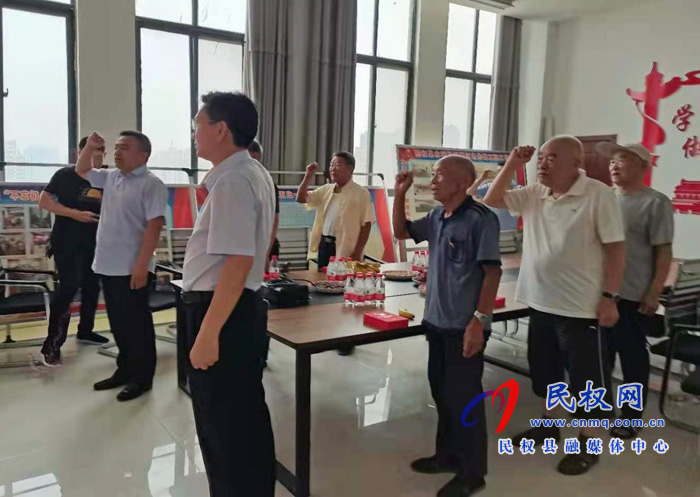 水利局舉行“光榮在黨50年 不忘初心勇前行”活動(dòng) 水利局舉行“光榮在黨50年 不忘初心勇前行”活動(dòng)
