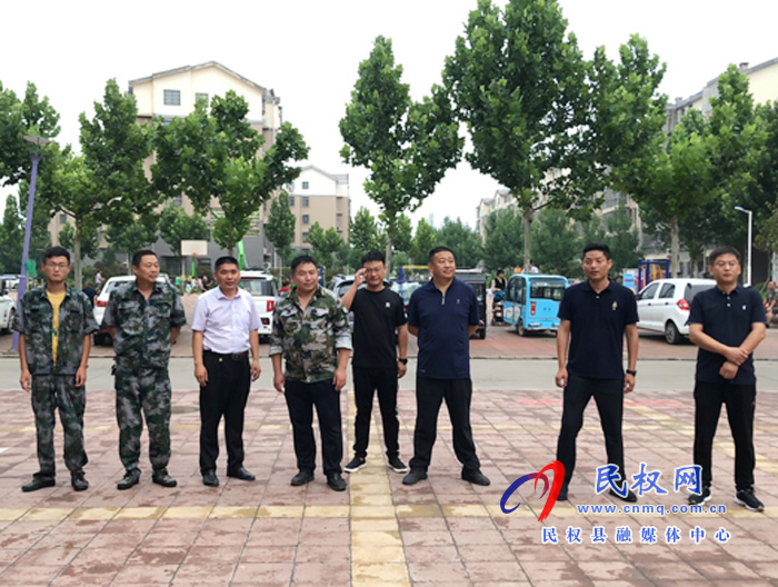 南華辦事處積極應(yīng)對(duì)防汛救災(zāi)工作 南華辦事處積極應(yīng)對(duì)防汛救災(zāi)工作