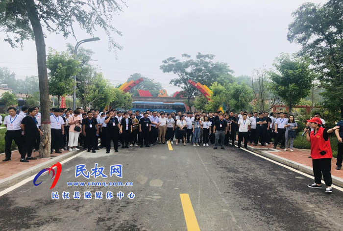 商丘市村(社區(qū))黨組織書記示范培訓(xùn)班到我縣開展觀摩學(xué)習(xí) 商丘市村(社區(qū))黨組織書記示范培訓(xùn)班到我縣開展觀摩學(xué)習(xí)