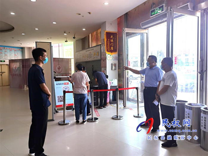 縣工商聯(lián)深入開展“萬人助萬企”活動 縣工商聯(lián)深入開展“萬人助萬企”活動