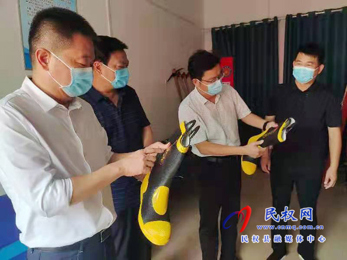 市應(yīng)急管理局局長(zhǎng)李中須到雙塔鎮(zhèn)調(diào)研基層應(yīng)急管理體系建設(shè)情況 市應(yīng)急管理局局長(zhǎng)李中須到雙塔鎮(zhèn)調(diào)研基層應(yīng)急管理體系建設(shè)情況