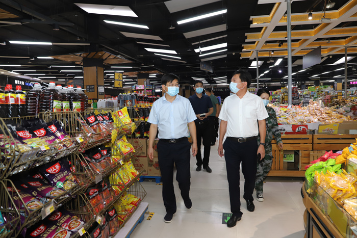 縣委書記張團結(jié)調(diào)研重點工作 縣委書記張團結(jié)調(diào)研重點工作