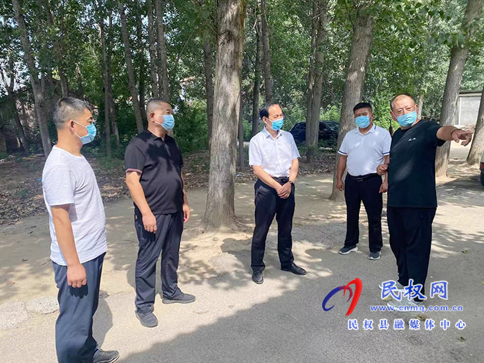 縣領(lǐng)導(dǎo)韓德勇督導(dǎo)養(yǎng)老機(jī)構(gòu)疫情防控工作 縣領(lǐng)導(dǎo)韓德勇督導(dǎo)養(yǎng)老機(jī)構(gòu)疫情防控工作