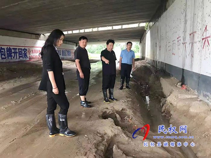人和鎮(zhèn):多措并舉做好防汛排澇工作 人和鎮(zhèn):多措并舉做好防汛排澇工作