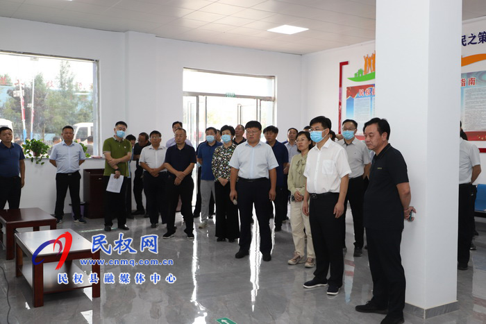 我縣開展2021年上半年鄉(xiāng)鎮(zhèn)(街道)重點工作巡查觀摩活動 我縣開展2021年上半年鄉(xiāng)鎮(zhèn)(街道)重點工作巡查觀摩活動