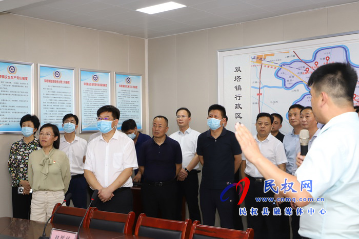 我縣開展2021年上半年鄉(xiāng)鎮(zhèn)(街道)重點工作巡查觀摩活動 我縣開展2021年上半年鄉(xiāng)鎮(zhèn)(街道)重點工作巡查觀摩活動