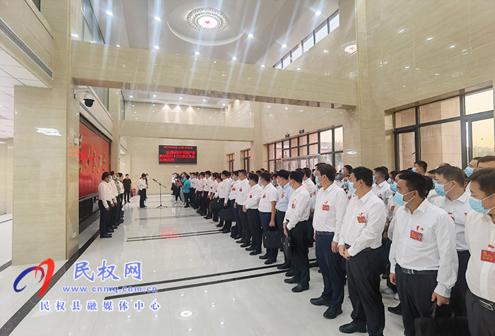 縣委書記張團(tuán)結(jié)帶隊(duì)看望出席中國共產(chǎn)黨民權(quán)縣第十三次代表大會代表 縣委書記張團(tuán)結(jié)帶隊(duì)看望出席中國共產(chǎn)黨民權(quán)縣第十三次代表大會代表