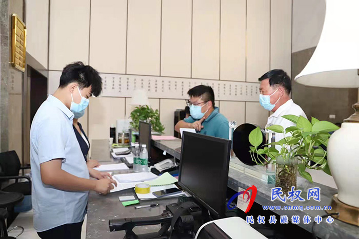 聚焦人代會:履職盡責人大代表向大會報到 聚焦人代會:履職盡責人大代表向大會報到