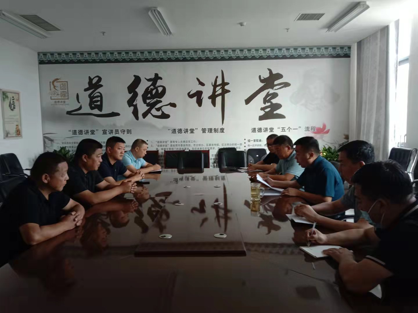 縣林業(yè)發(fā)展服務(wù)中心迅速傳達貫徹中國共產(chǎn)黨民權(quán)縣第十三次代表大會精神 縣林業(yè)發(fā)展服務(wù)中心迅速傳達貫徹中國共產(chǎn)黨民權(quán)縣第十三次代表大會精神